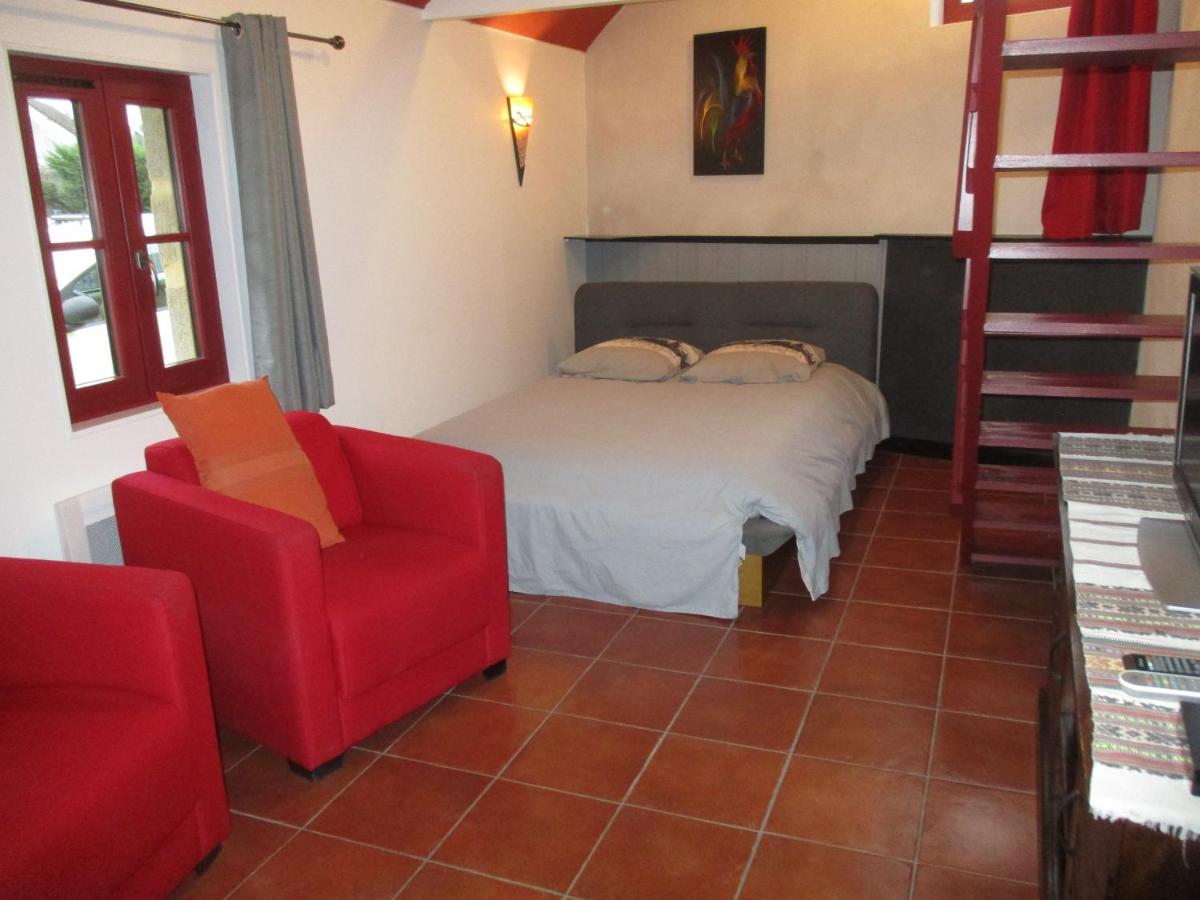 Villa Chez Bari Bourbon-lʼArchambault Esterno foto