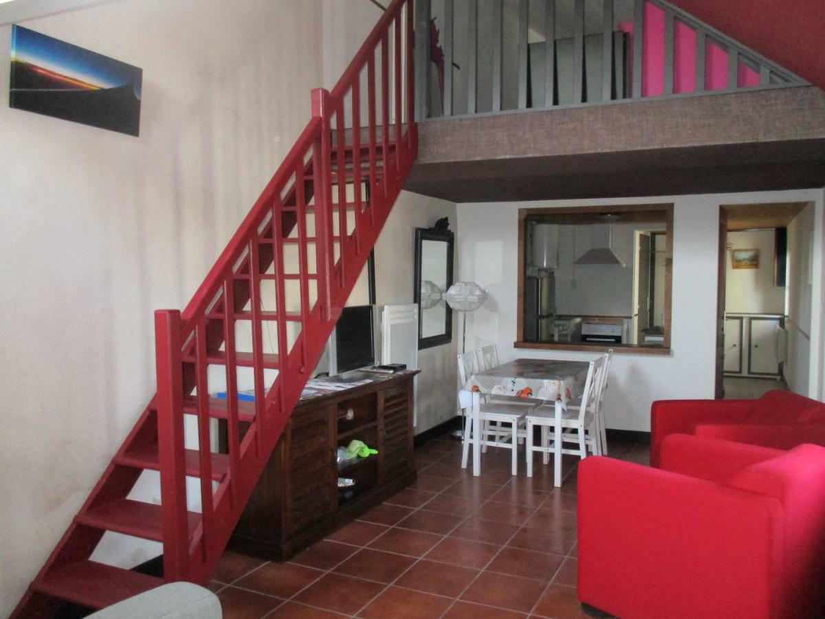 Villa Chez Bari Bourbon-lʼArchambault Esterno foto